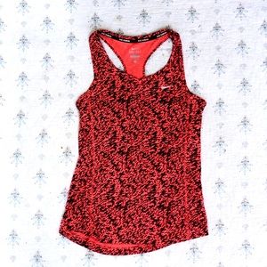 NIKE women’s workout shirt size small